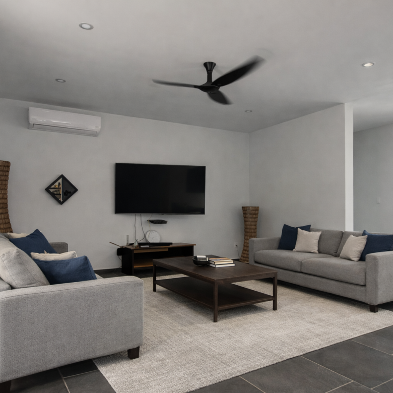 Hacienda Richardson for sale in Los Árboles Tulum, listed by Play-Investments.com. Sustainable mid-century home on 5 acres with solar system, guest house and potable water. USD 420,000.