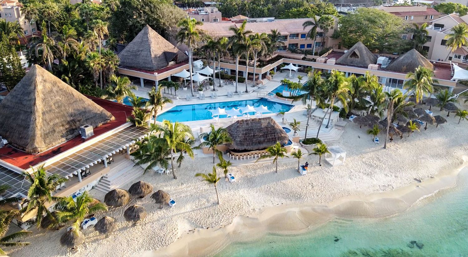 Bloom Puerto Aventuras | Departamentos frente al mar en Venta play investments COMUNIDAD PUERTO AVENTURAS23-min