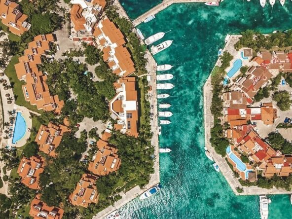 Bloom Puerto Aventuras | Departamentos frente al mar en Venta play investments COMUNIDAD PUERTO AVENTURAS4-min