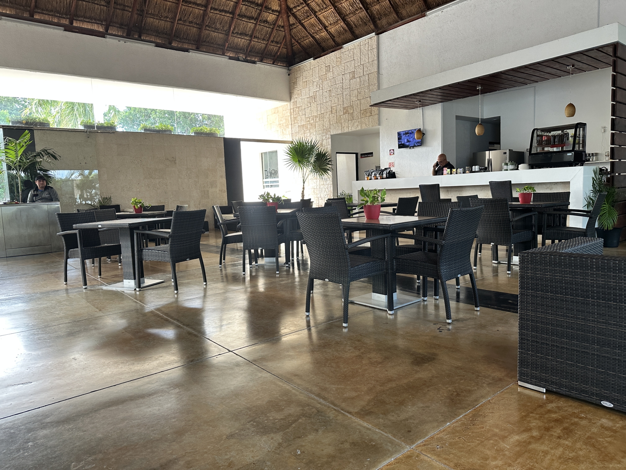 Casa en venta Residencial Bali 1 Playa del Carmen Calle Papua 10 fachada principal – Play Investments Real Estate México