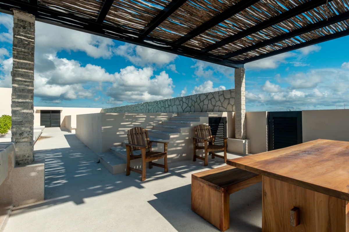 Descubre Punta Kaan Condos en venta en Playa del Carmen con Play Investments. Te ayudamos a encontrar la propiedad ideal para invertir, vivir o generar rentabilidad en el corazón de la Riviera Maya.