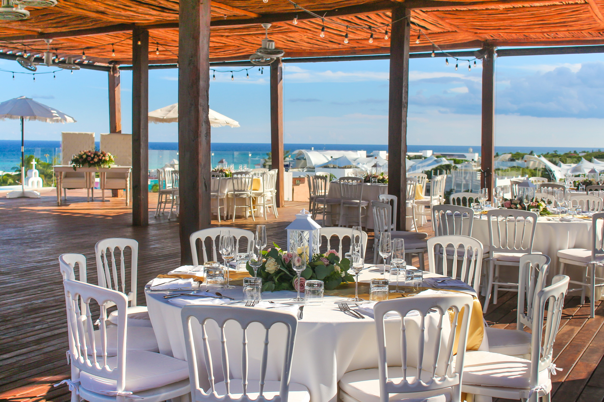 The Fives Downtown Hotel – Curio Collection by Hilton Departamentos en venta: inversión premium en el corazón de Playa del Carmen