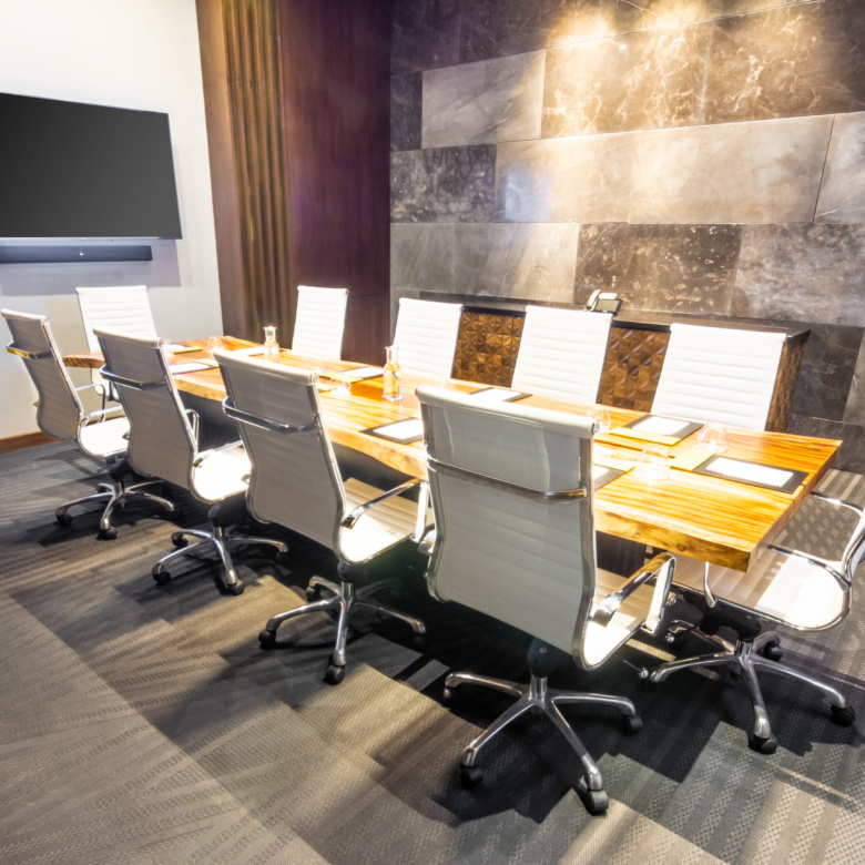 The Fives Downtown Hotel – Curio Collection by Hilton Departamentos en venta: inversión premium en el corazón de Playa del Carmen