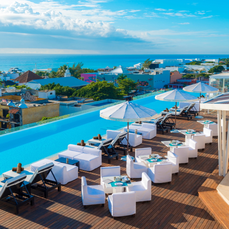 Gran Coralia Playa del Carmen lotes en venta dentro de residencial privado comercializado por Play Investments inmobiliaria en Playa del Carmen