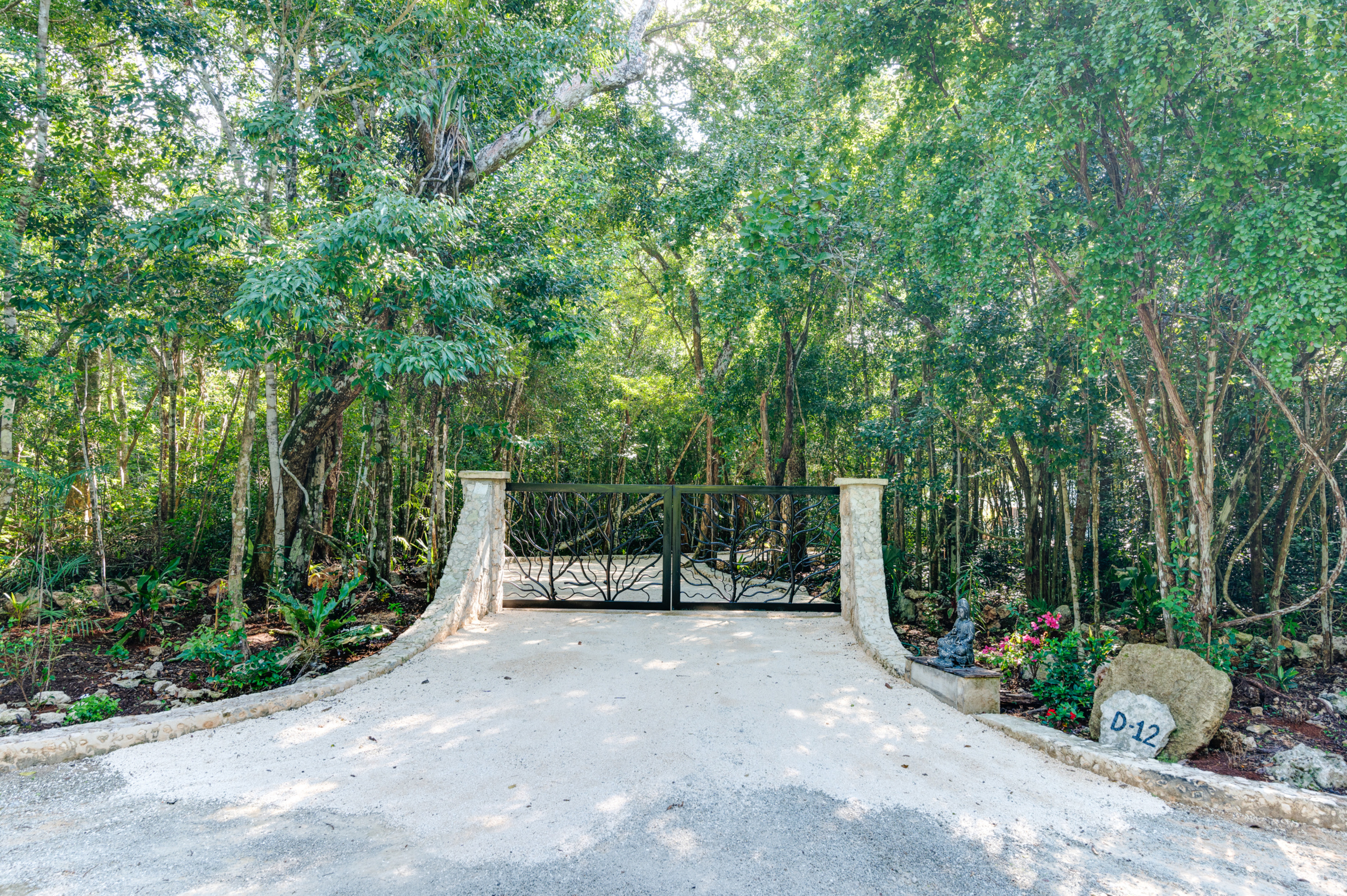 Villa en Venta en Residencial Los Árboles Tulum casa en la selva vista exterior
