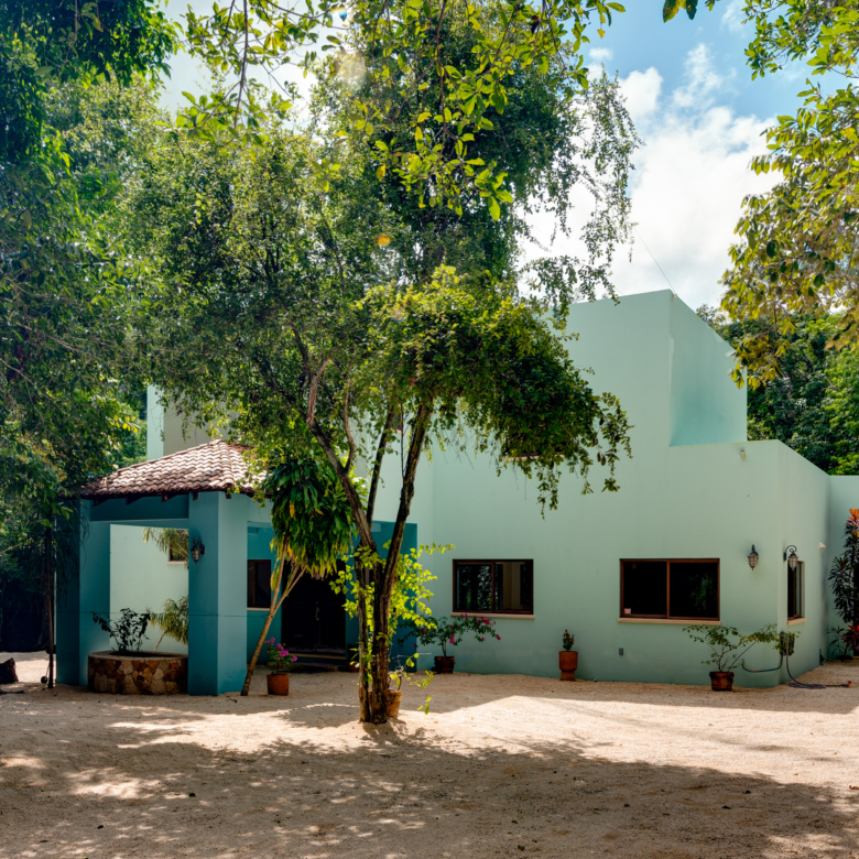 Villa en Venta en Residencial Los Árboles Tulum casa en la selva vista exterior