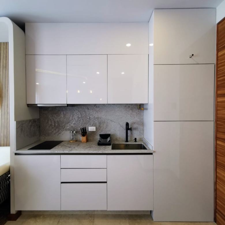 Descubre Alizée Tower, departamentos tipo condohotel en venta en Playa del Carmen, ideales para inversión y renta vacacional en la Riviera Maya.